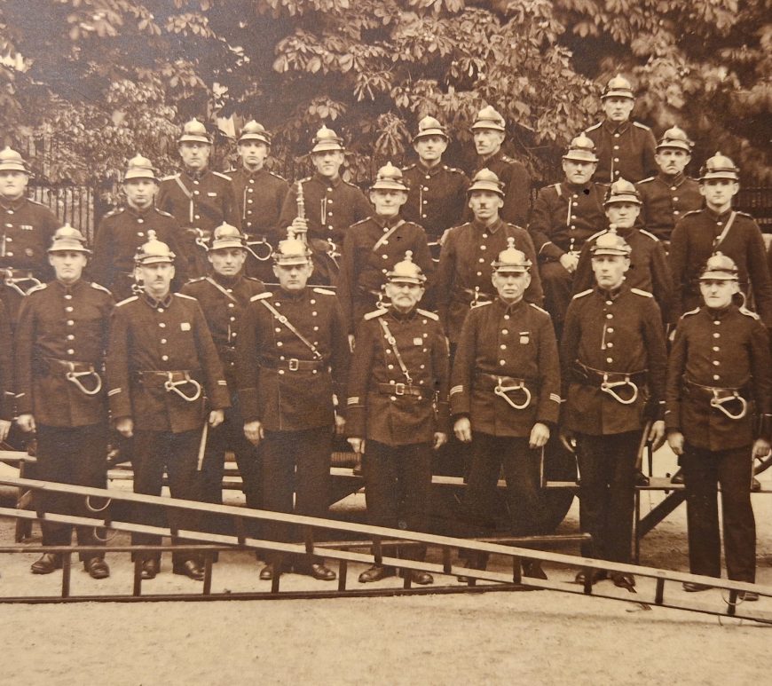 Feuerwehr Mannschaftsfoto Lockwitz 1936
