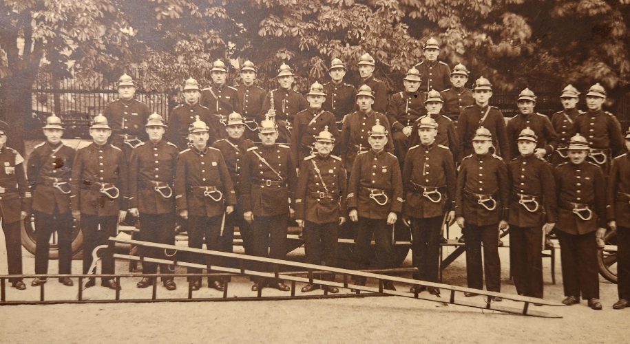 Feuerwehr Mannschaftsfoto Lockwitz 1936